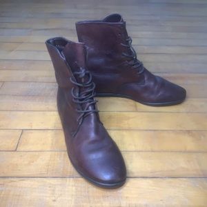 The Flexx leather lace up boot